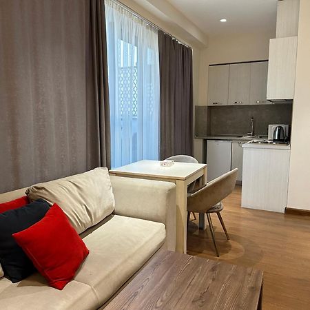 Wonderful Apartment In Republic Square, City Center Ереван Экстерьер фото